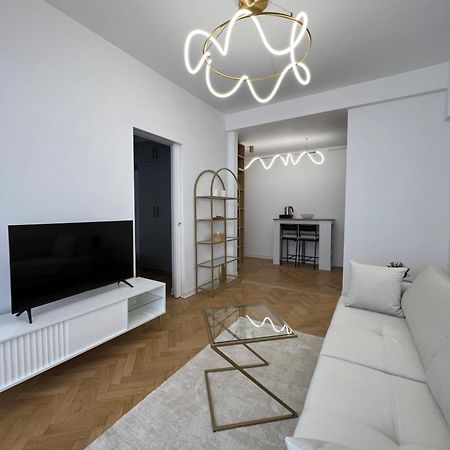 Bucharest City Center Apt Victoriei St Extérieur photo